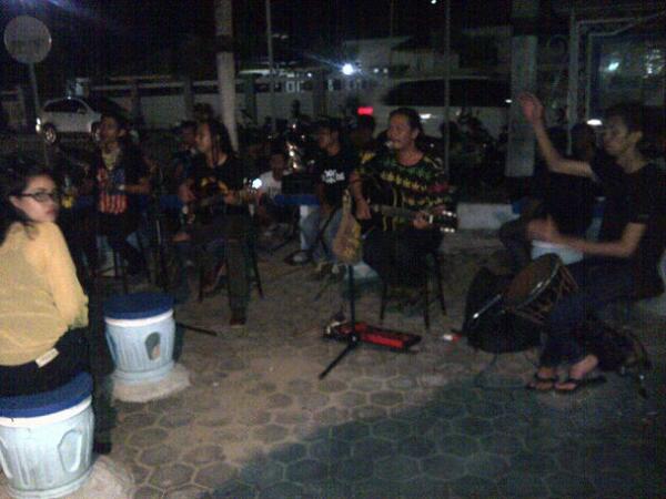 Oval_ladang's tweet photo. Yomaaannn sampe uyeee @AnakTrk @Tarakan_Promote @TarakanID http://t.co/mftzeMQbUU
