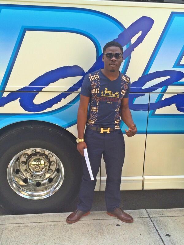 caution_zoe17's tweet image. NMSH #Gradbash2k14