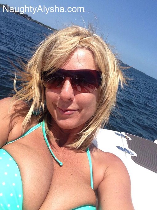 On our way out. Can't get nude yet ;-) http://t.co/d5B90h4Y4d<a href="/tag/kilkennycastle"class="tags"><span>#kilkennycastle</span></a>