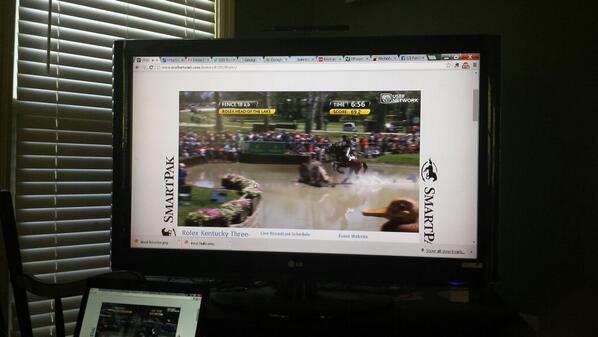 DebbieBradySDS's tweet photo. Just like being there, minus the port-a-potties! #rk3de @usefnetwork http://t.co/2kLGCzYDzU