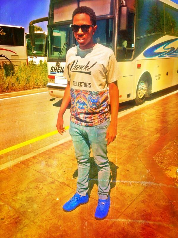 maclyfe's tweet image. 🔵🏧🔵💸💰 #Gradbash2k14 #GradBash2014 #turnertech #seniors