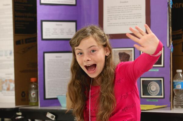 pascoschools's tweet photo. Our students love the STEM Fair. #pascostem http://t.co/2NeEzNgHH0
