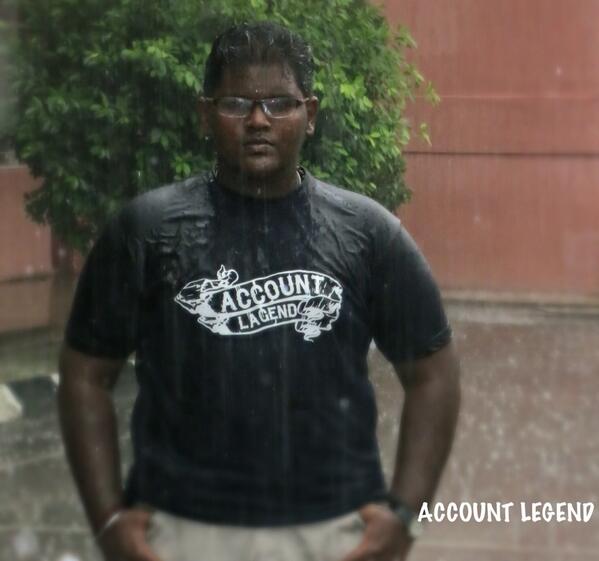 sharrvindren's tweet image. Had a great time today at my school...#harikeusahawanan #rainplay #newDP