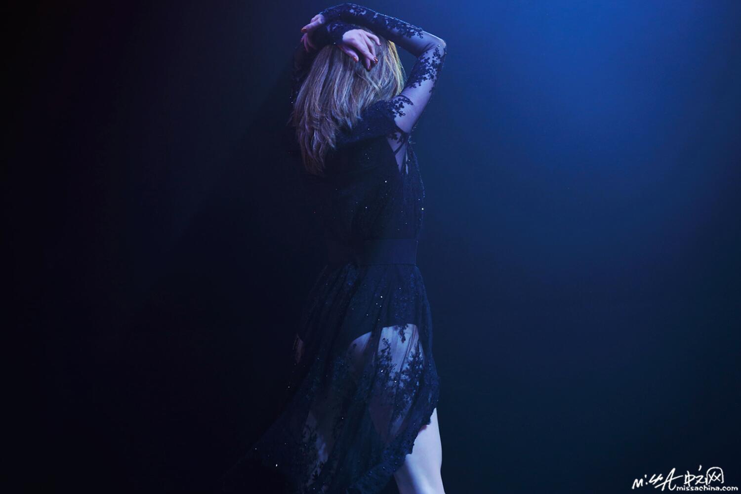 BmKY2fWCAAAA0XC.jpg:large