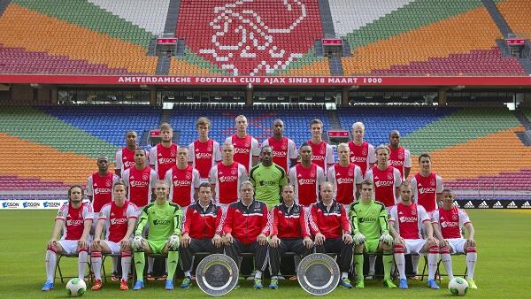Deze 18 Ajacieden kunnen #Ajax bij Heracles de 33e landstitel bezorgen. Veltman maakt rentree ajax.ms/tJUgVj