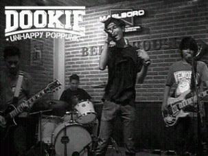 Aseekkk *beer* <a href="/DOOKIE_ID/">• D  O  O  K  I  E •</a>