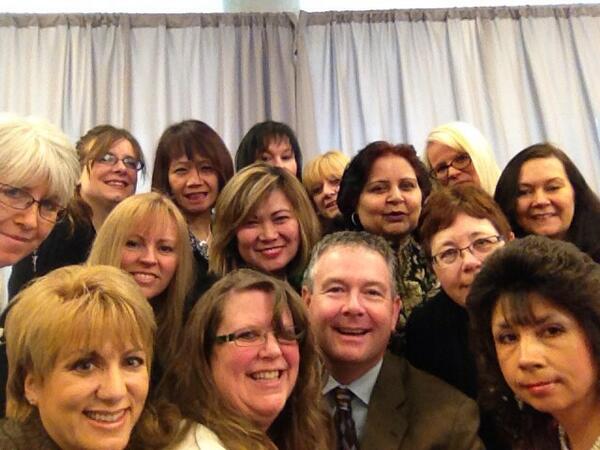 HotelchickYEG's tweet photo. @ABHotelAssoc took a selfie that rivals the #oscarselfie with our Gold Key Superstars! #ahla2014 http://t.co/U3GeHjs7pA