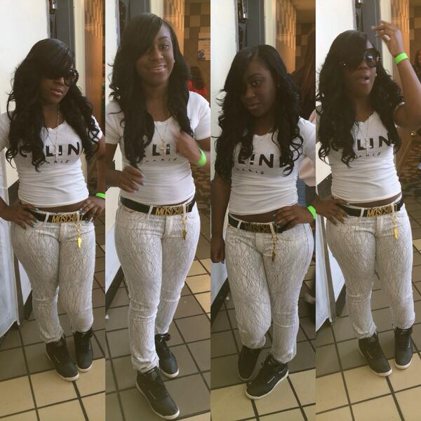 sneakyrai's tweet image. Druuuuu😍💸🔥 #GradBash2k14💰