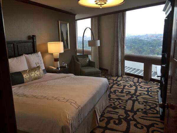 samuel_oyston's tweet image. After a full day of travelling I finally arrive in Mexico City for the final night of my #backpackingadventure