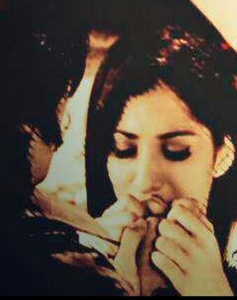 SwaronFC's tweet photo. "@fanatic_vrushan: More of such #SwaRon scenes on our way...:D 
*touchwood*...:D http://t.co/GRKQ0krUDO"
