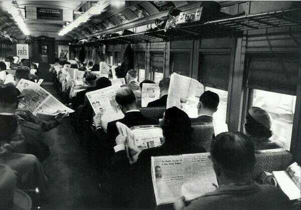 DSheldon_Cooper's tweet photo. Dicen que las nuevas tecnologías nos hacen antisociales... http://t.co/l4UukJSNU8