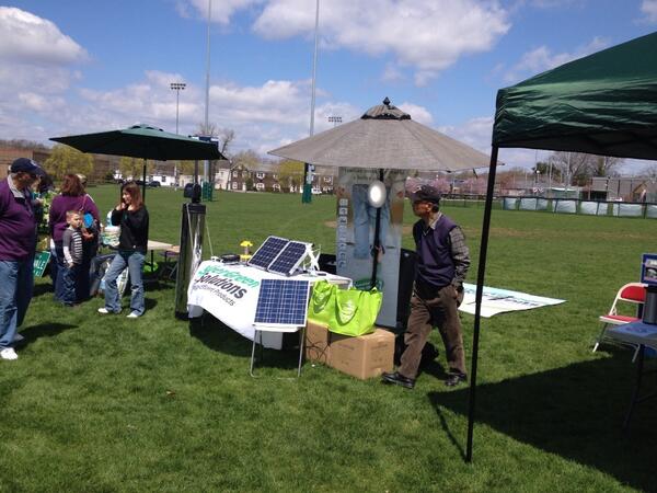 What a beautiful day to celebrate earth week in our hometown.  Looks like Mother Nature approved our cause...nature!