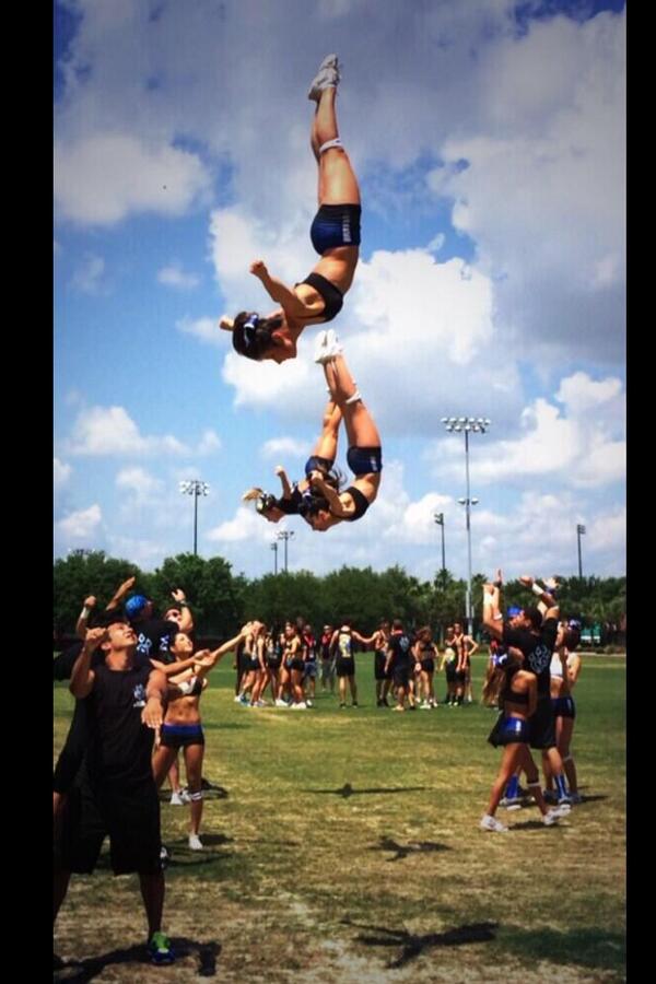 teamCHEER_'s tweet photo. Cheerleaders can fly! http://t.co/316qA6du9b