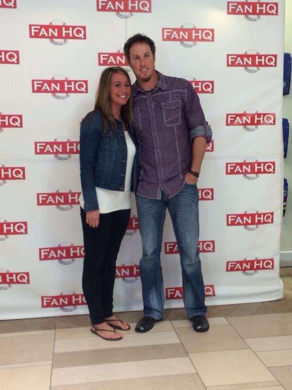 Fans pose for photos with <a href="/JoeNathan36/">Joe Nathan</a>