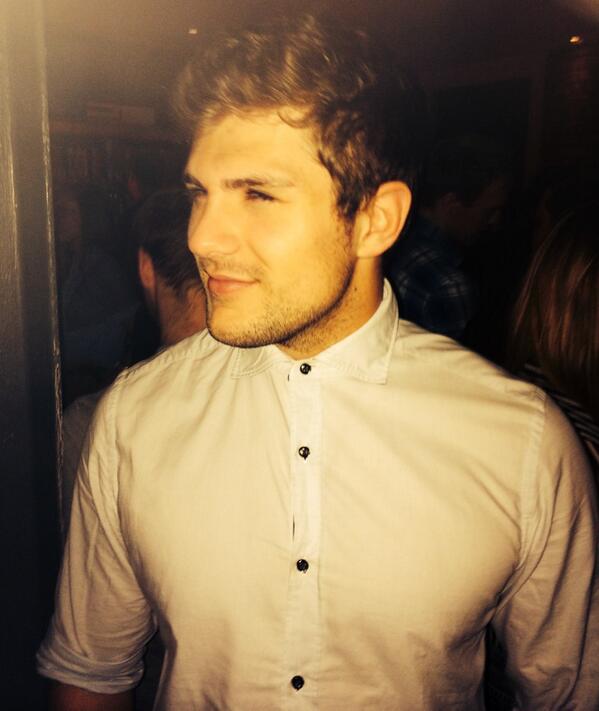 Tom_Morris89's tweet photo. @MancMedicRugby The face of a three time league champ! #menswear #KingOfSwing #SWAG #whoopsypardoner? http://t.co/D9SSsbAQ7U