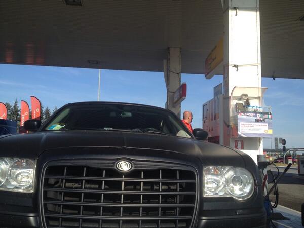 eldiablorubio's tweet photo. El Diablo Machine @FraSarcina #iotour #chryslerpower http://t.co/lXtWW7DBe1
