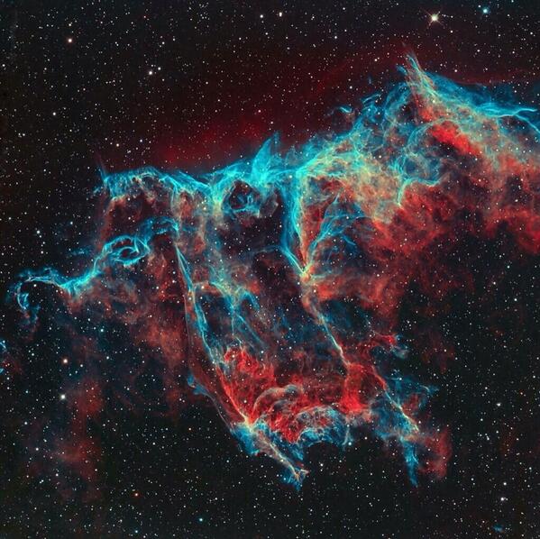 "<a href="/BestOfCosmos/">Cosmos</a> The cosmic bat signal. "
