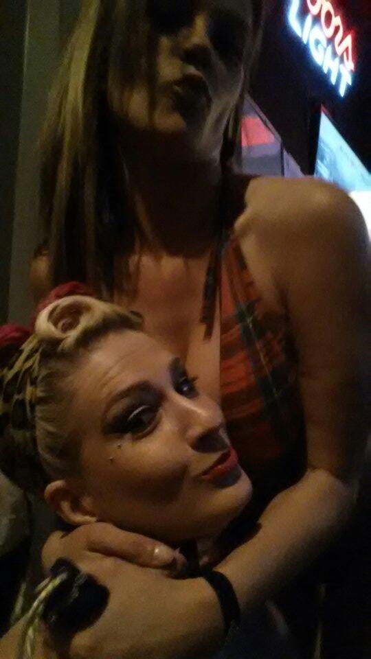 modifiedmodel's tweet image. I Love Boobs. #ladylove #iloveher #work #prettyladies