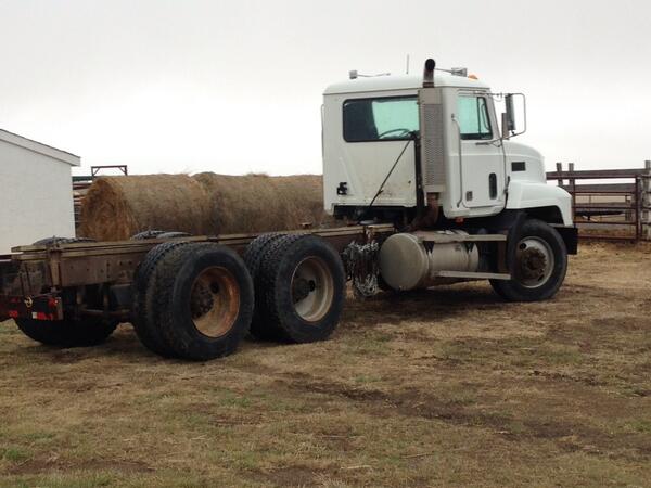 nja1984's tweet image. Looking for a trailer or deck for this truck, know of something tweet me! #grainfarmproblems #plant14