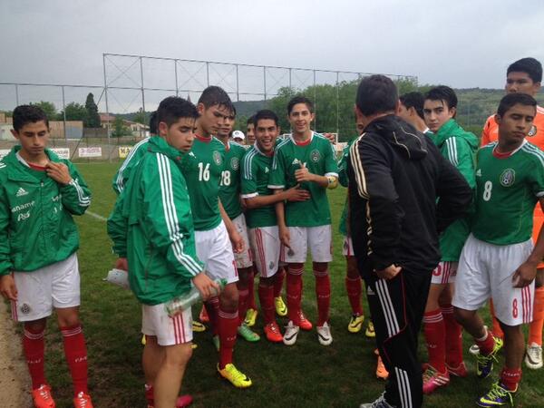 miseleccionmx's tweet photo. #Sub17 Mañana continuamos nuestra participación en el @TorneoGradisca ante Eslovenia. #ContigoSiempre http://t.co/bz5Kep25KQ