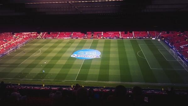 SeanKirk's tweet photo. 4-0 #MUFC http://t.co/VnhwGk6B0a