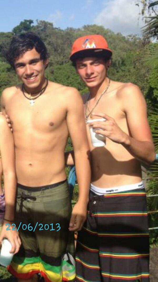 Arabisimo's tweet photo. Son ellos dos, desaparecidos, gianni braggio y david godoy, avisen. http://t.co/dT9L2SJ7RS