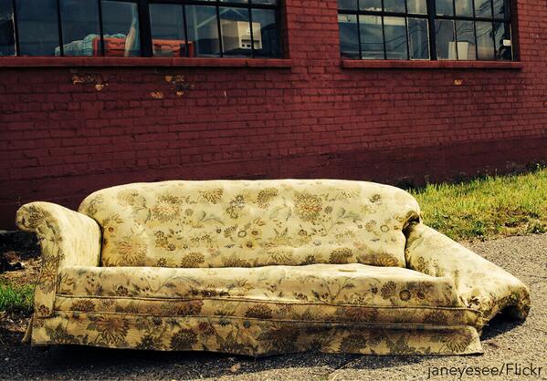 get_balance's tweet photo. Time for a new couch? Get an instant loan and pay in three easy installments with Balance. http://t.co/0OlrK1dGXJ http://t.co/K2PxTG4Qz3
