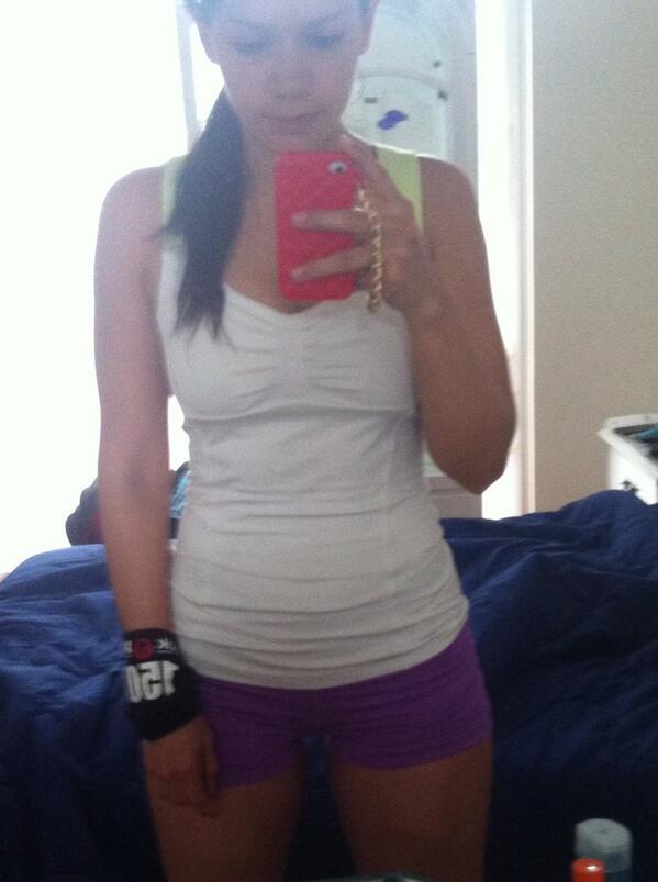la_sheshica's tweet photo. @rodrigosa90  @anaRansanz Voy por la cortesía para #SpartanChicked 💪 Dele RT ;) http://t.co/gnmJWiZJzQ