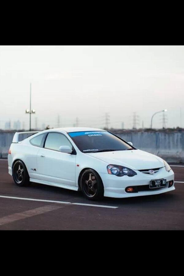 Drifting car (@drifting_car) on Twitter photo 