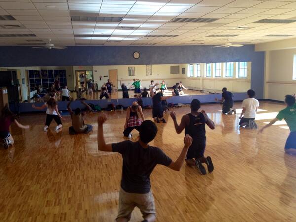 Gloria is bringing the contemporary and house!! Have you ever danced to a song in French?