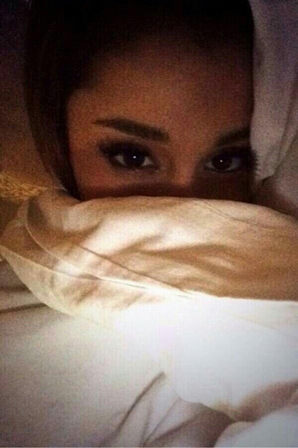 ltommo91s's tweet image. #ProblemTomorrowAtMidnignt @ArianaGrande @IGGYAZALEA @FrankieJGrande