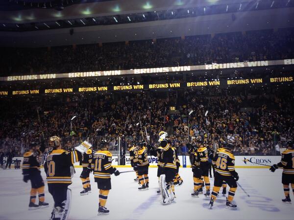 NHLBruins's tweet image. Bruins salute the crowd!