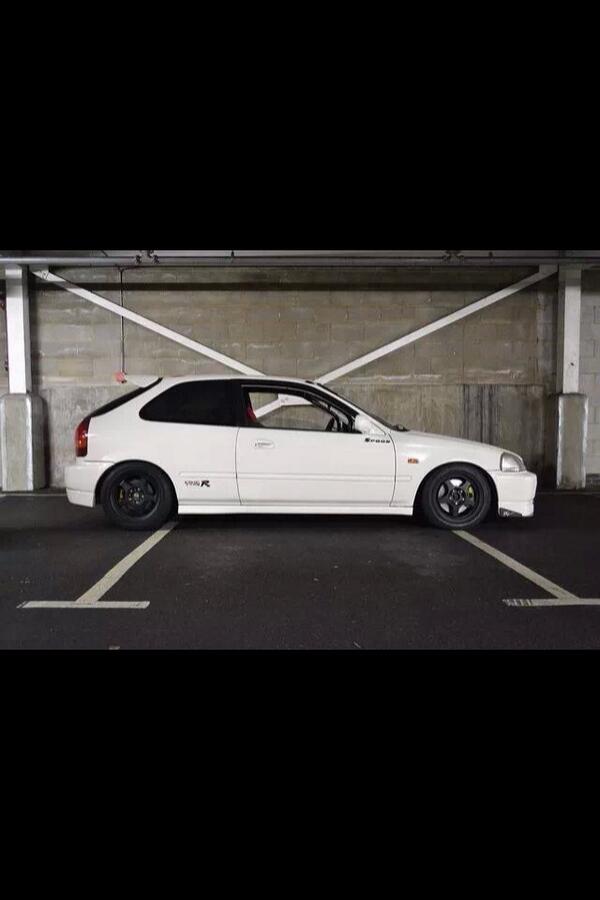 Drifting car (@drifting_car) on Twitter photo 