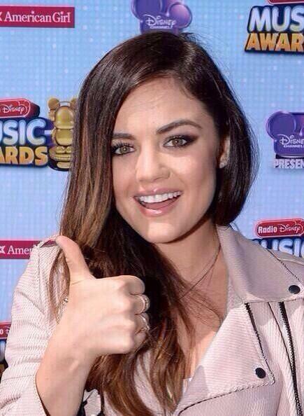 FilterEdge's tweet image. &quot;@LovableLucyHale: 👍👍👍❤️❤️❤️ http://t.co/hwFa71E0tR&quot;