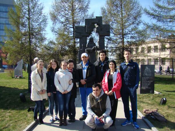 molsovspb tweet picture