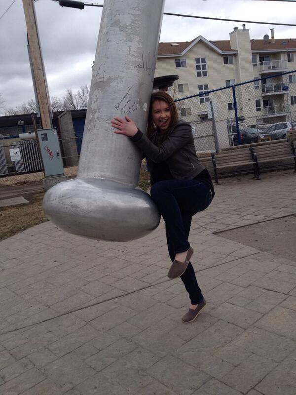 TeamVectorr's tweet photo. Not so Hannah Montana #MileyCyrus #wreckingball #roadrally2014 http://t.co/lQc6BcXX0U