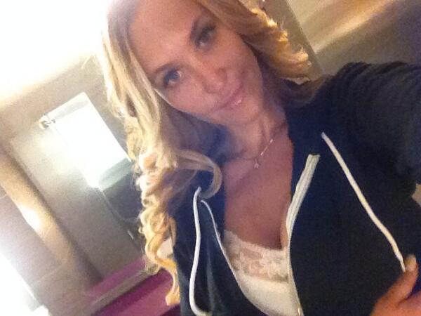 Dina Rae (@dinarae13) on Twitter photo #LA #KJLH #Mixdown W <a href="/rickywaddas/">Ricky Waddas</a> 2nyt 8-12 w @DjEscalade <a href="/TaffUpTop/">muriellyam0rin</a> <a href="/MsLoyaltyTS/">The Kountess of Kush</a> <a href="/DJRange1/">DJ Range1</a> <a href="/SincereBx/">$incere</a> RIP we love u #LA #KJLH #Mixdown W <a href="/rickywaddas/">Ricky Waddas</a> 2nyt 8-12 w @DjEscalade <a href="/TaffUpTop/">muriellyam0rin</a> <a href="/MsLoyaltyTS/">The Kountess of Kush</a> <a href="/DJRange1/">DJ Range1</a> <a href="/SincereBx/">$incere</a> RIP we love u