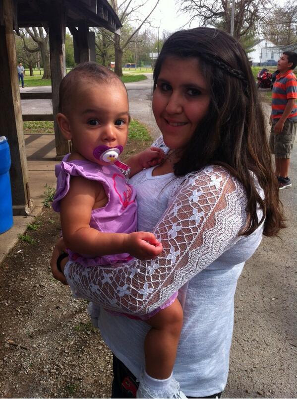 gonzalez0010's tweet photo. Me and faith earlier she's so cute ✨💕💖 http://t.co/QROAUWHxRN