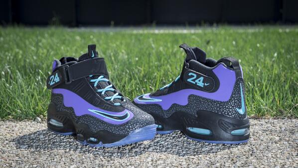 nike air griffey max 1 purple venom