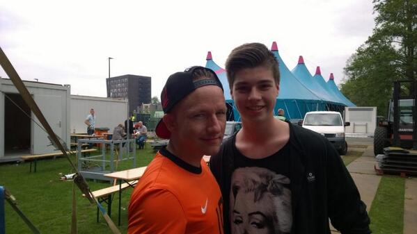 nielserdmann's tweet photo. @villaineyez bedankt voor de foto zie je op fantasy island http://t.co/KKiIMjHxrI