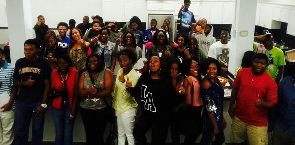 DayInRealWorld's tweet photo. Congrats to the Fresh Ministries youth group for completing "Day in the Real World"!! http://t.co/tpfeyVpOE4