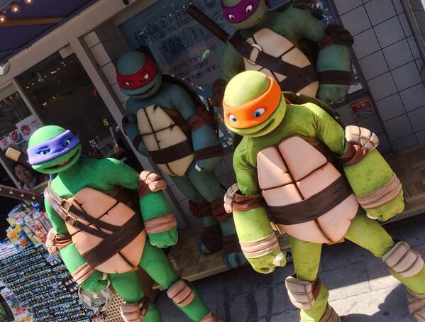 Hideo Kojima Saw Tmnt At Hakuhinkan Toy Store In Ginza Http T Co Vzpaiudnmg Twitter