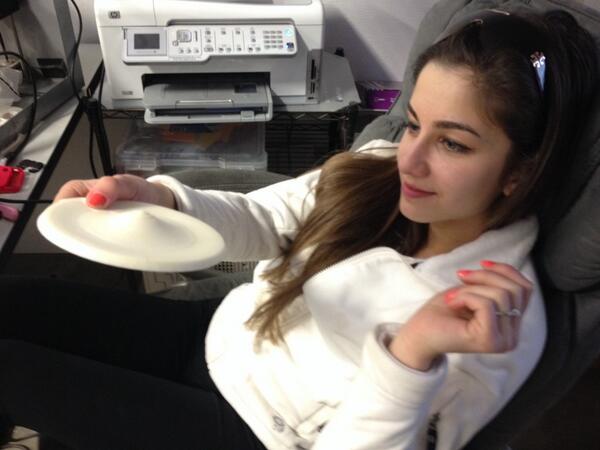 AndreasTziolas's tweet photo. Saucer section weekend 3d print partially complete! @ANCmakerspace @icarusinterstel http://t.co/K23Ck6rI7O