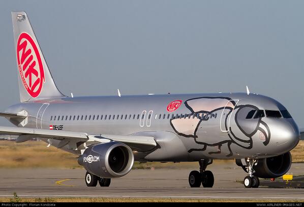 Jay Ramey On Twitter Bzrong Saw Niki Airline Planes At Zurich Today As In Niki Lauda S Airline Best Livery Ever Http T Co Ysfdpbonzj