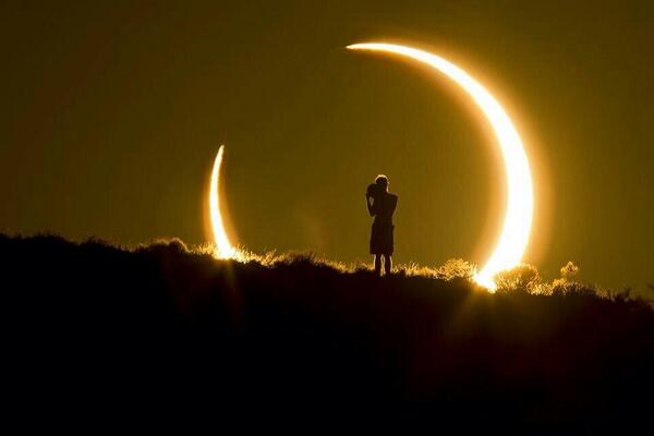 radvacations's tweet photo. Incredible sunset eclipse. http://t.co/6k6EFZSy7U