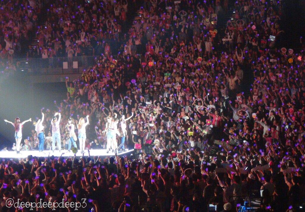 BmMYAEQCMAElQBN.jpg:large