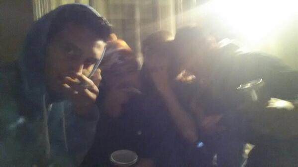JustinTheZombie's tweet photo. This picture was blurry like my visionq Was last night http://t.co/mBP6jFTD9A