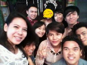 But first! Let us get a selfie! Hahaha... (Cc: <a href="/HeyItsKukang/">KUKANG™</a>) #BendotWedding ---»
