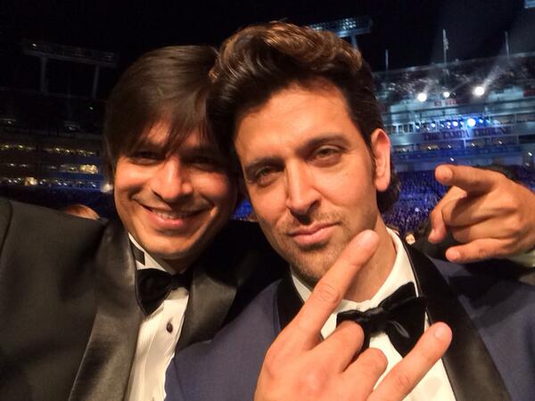 vivekoberoi's tweet photo. Krrish and kaal in the house !!! #iifa2014 @iHrithik is gonna kill it tonight on stage!!! http://t.co/Y2wLQODdF3