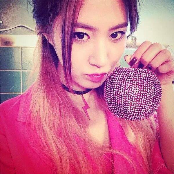 KRYSJ0NG's tweet photo. yuhee #openfollow for rp help retweet, http://t.co/UNYZY5kLHj
